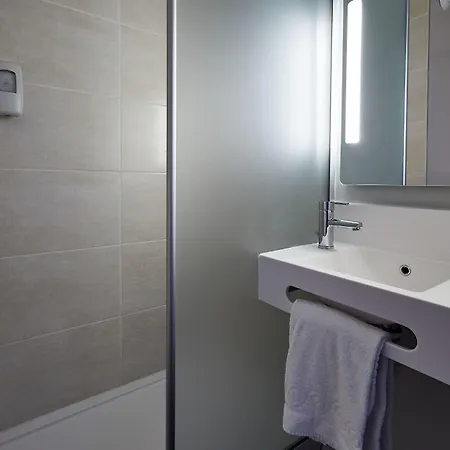 Otel Bordeaux De Mérignac