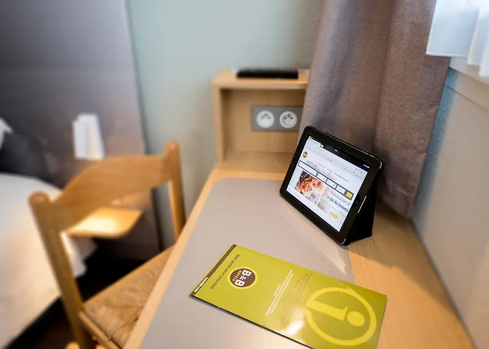 Bordeaux De Hotel 2*