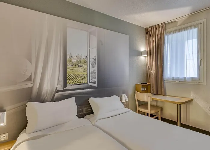 Bordeaux De Hotel 2*