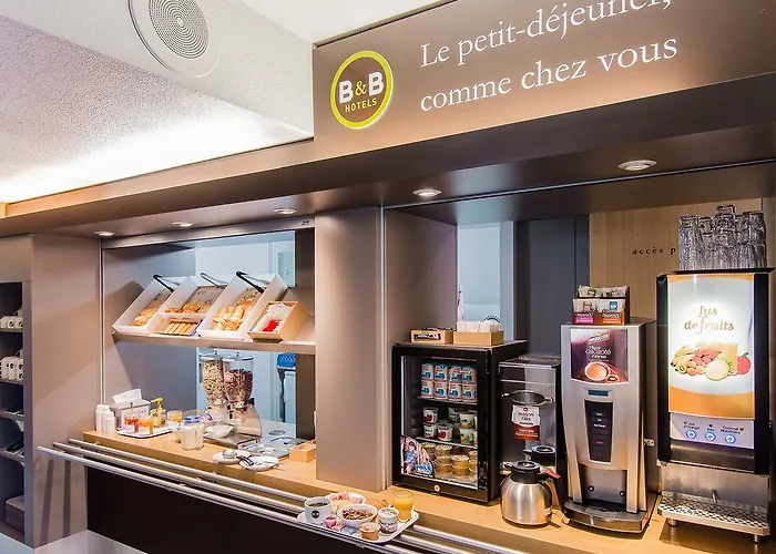 Отель Bordeaux De Мериньяк