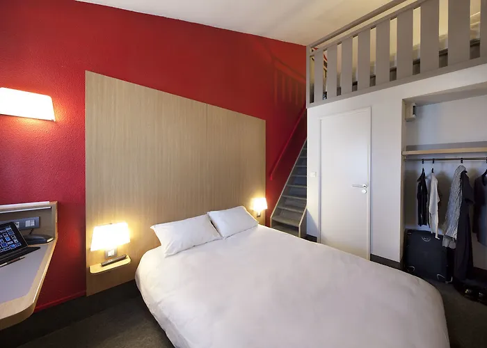 Bordeaux De Hotel 2*