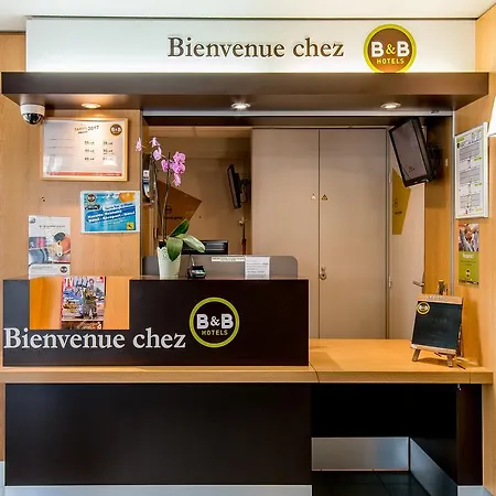 梅里尼亚克波尔多酒店 酒店